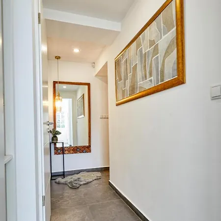 Apartment Botaniq